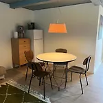 Daire Charming Townhouse In Citycenter Townhouse - Free Parking