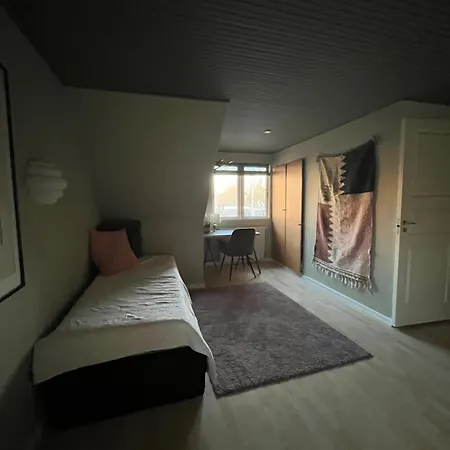 Apartament Charming Townhouse In Citycenter Townhouse - Free Parking