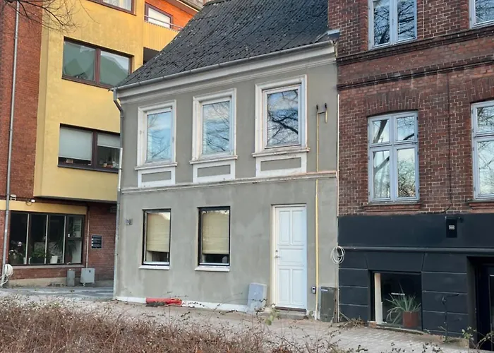 Lägenhet Charming Townhouse In Citycenter Townhouse - Free Parking *